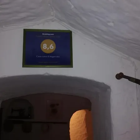 Casa Cueva El Algarrobo Guadix