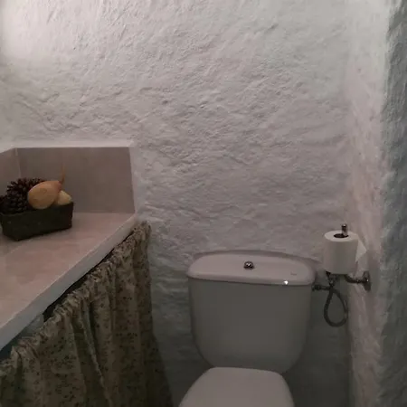 Casa Cueva El Algarrobo * Guadix