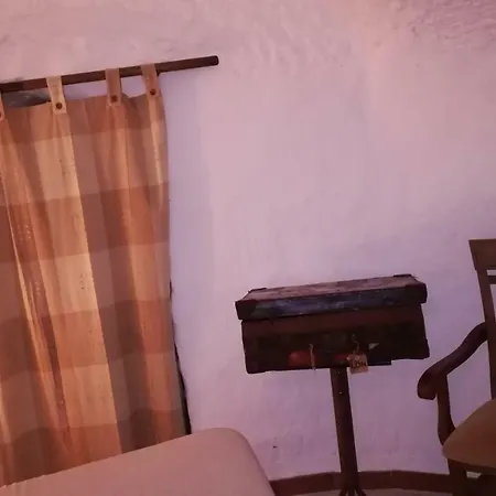 Casa Cueva El Algarrobo *