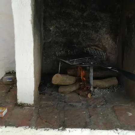 Camping Casa Cueva El Algarrobo